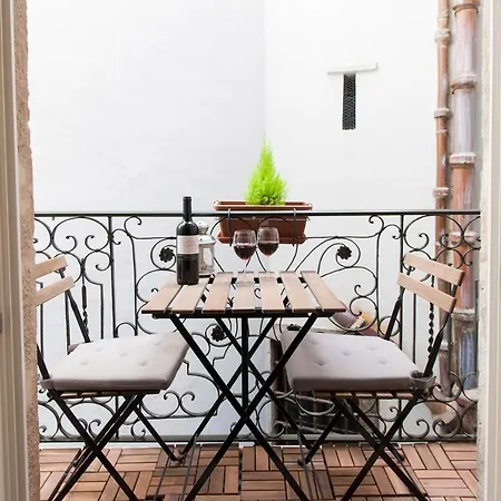 Joivy Baixa Deluxe Apartments