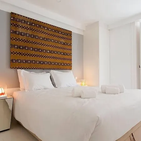 Guestready - Wonderful Flat Near The Pink Street 아파트 리스본