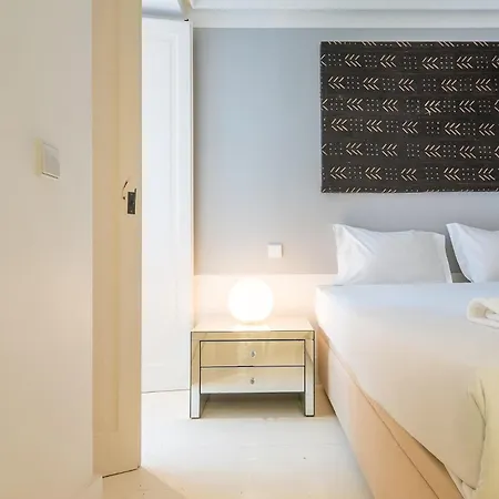 Guestready - Wonderful Flat Near The Pink Street * Lissabon