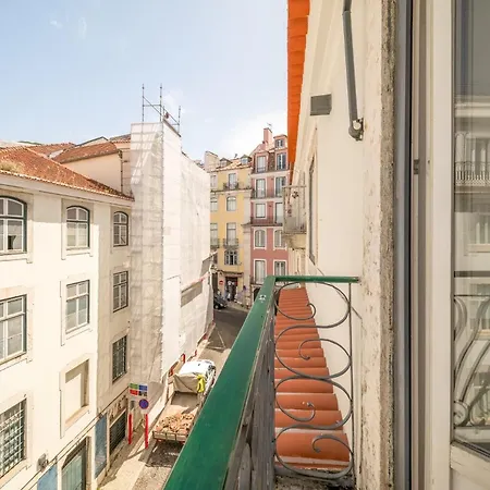 Appartement Guestready - Wonderful Flat Near The Pink Street Lissabon